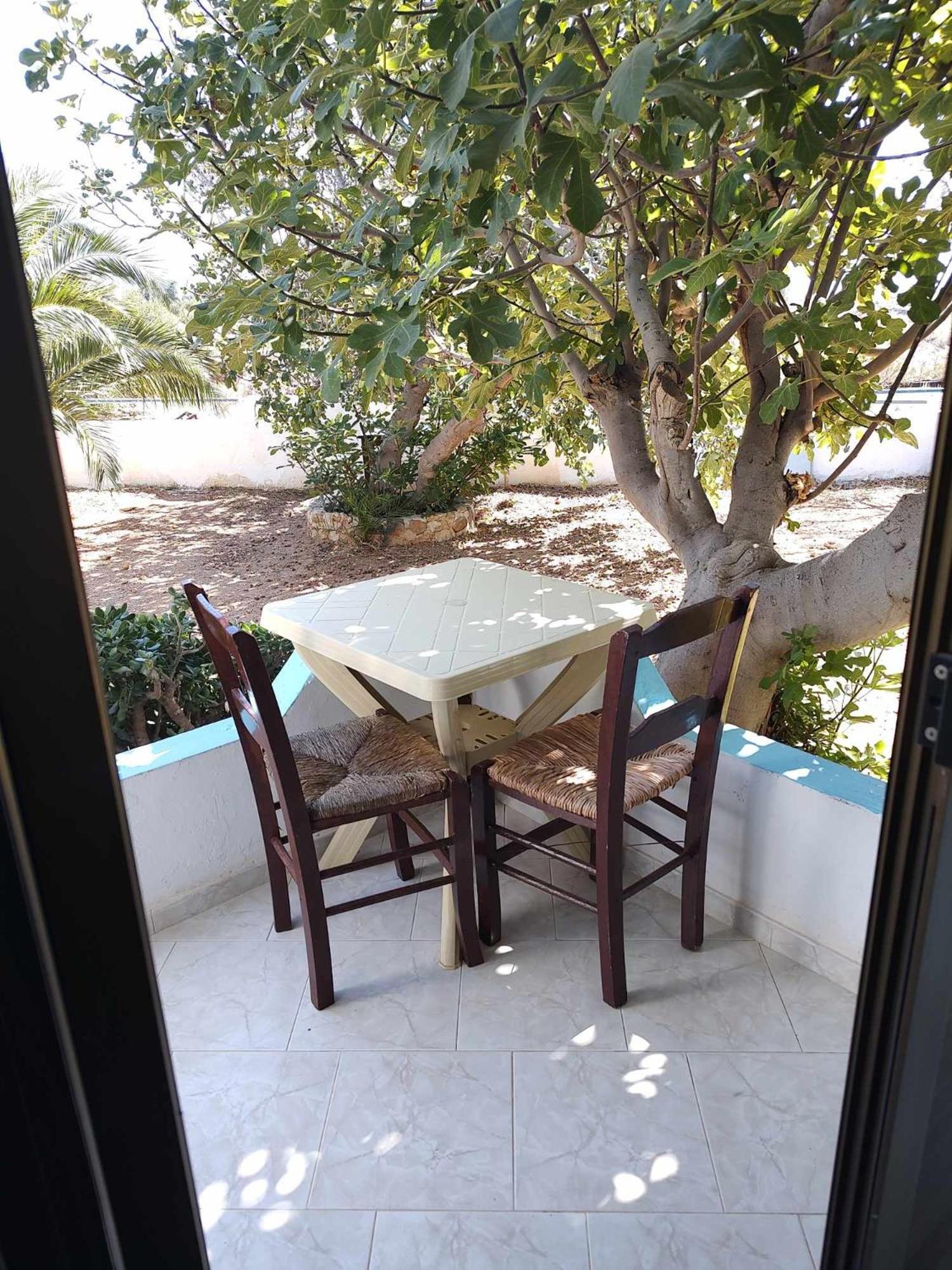 Orthi Ammos Hotel Frangocastelo Bagian luar foto